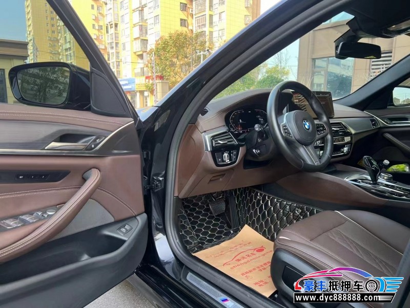 22年宝马5系轿车抵押车出售