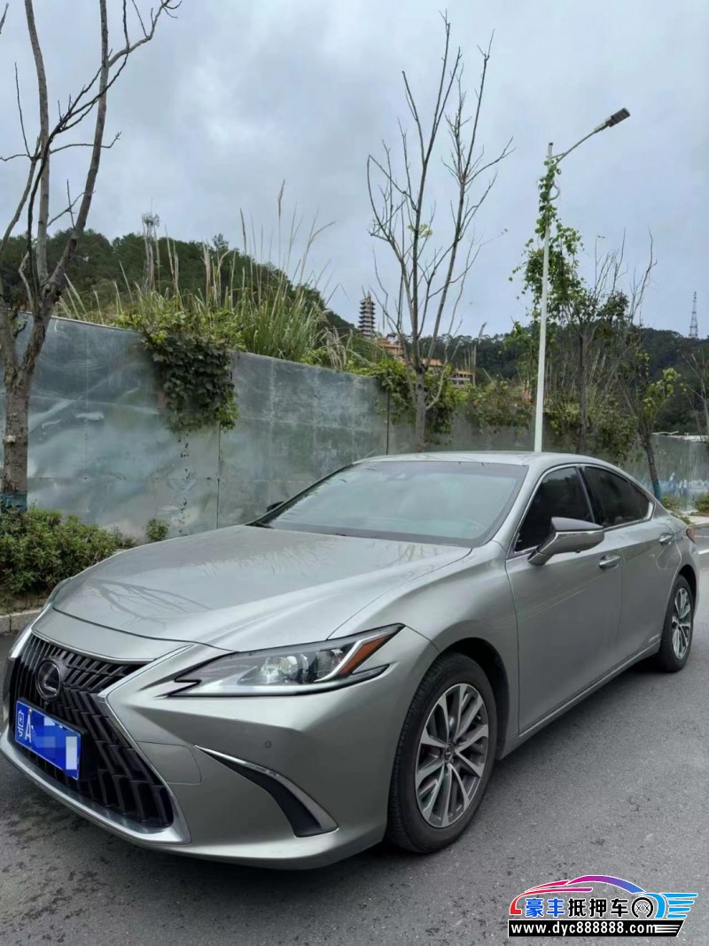 22年雷克萨斯ES轿车抵押车出售