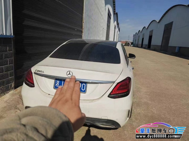 20年奔驰C轿车抵押车出售