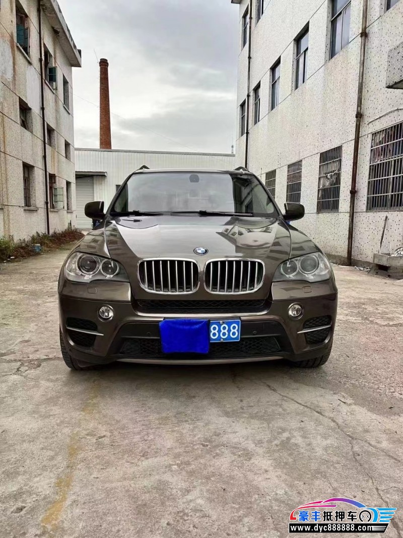 13年宝马X5SUV抵押车出售