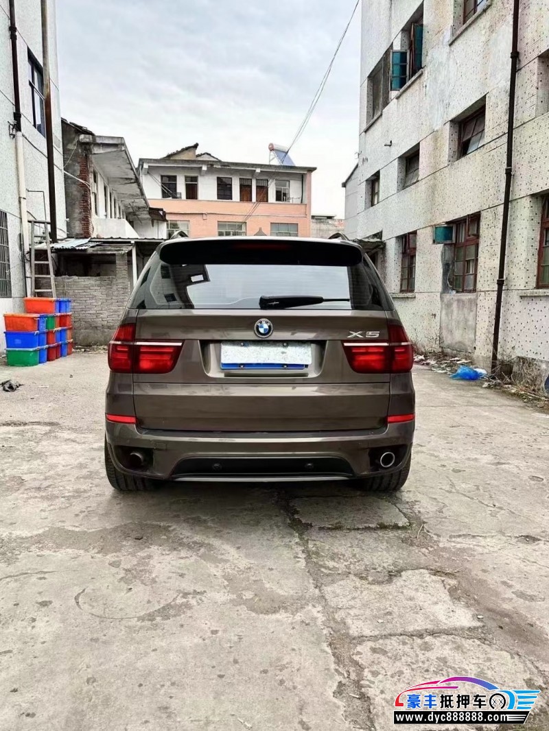 13年宝马X5SUV抵押车出售