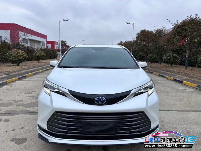 23年丰田塞纳轿车抵押车出售