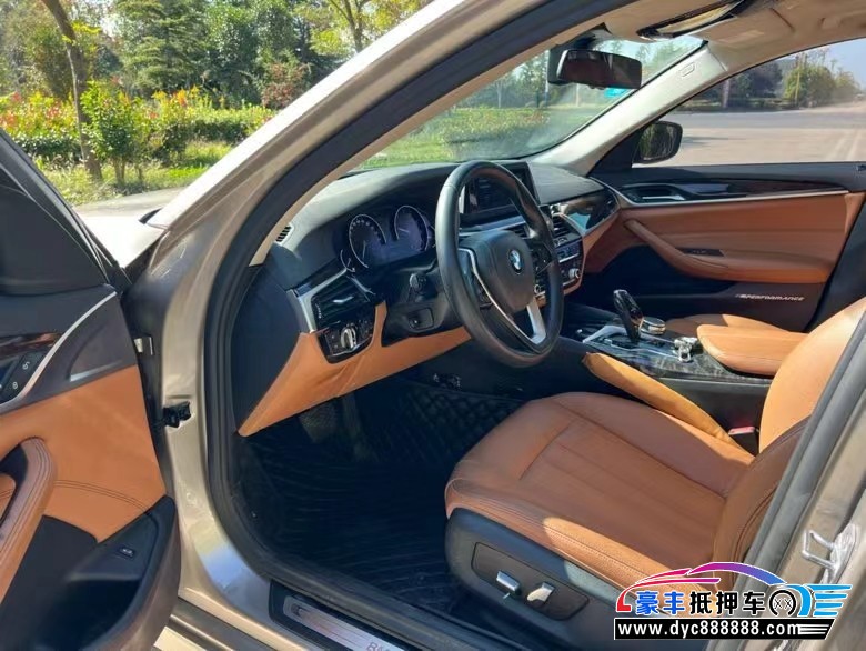 18年宝马5系轿车抵押车出售