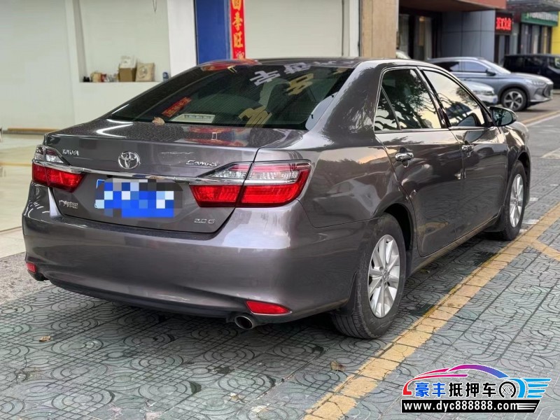 15年丰田凯美瑞轿车抵押车出售