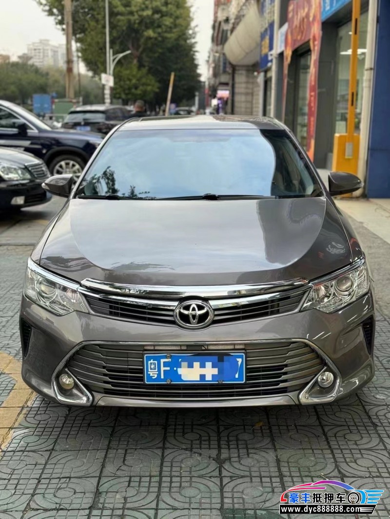 15年丰田凯美瑞轿车抵押车出售