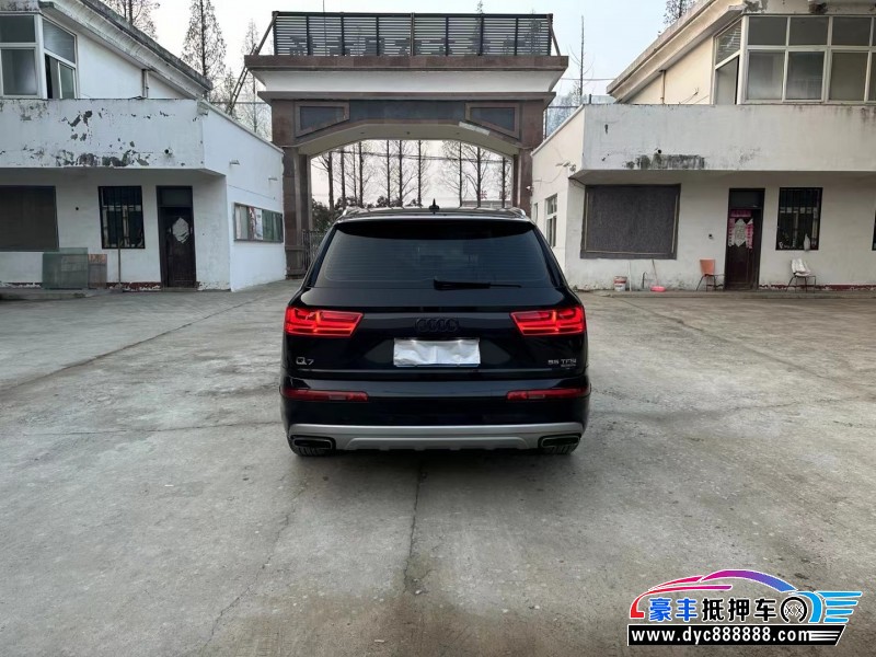 19年奥迪Q7SUV抵押车出售