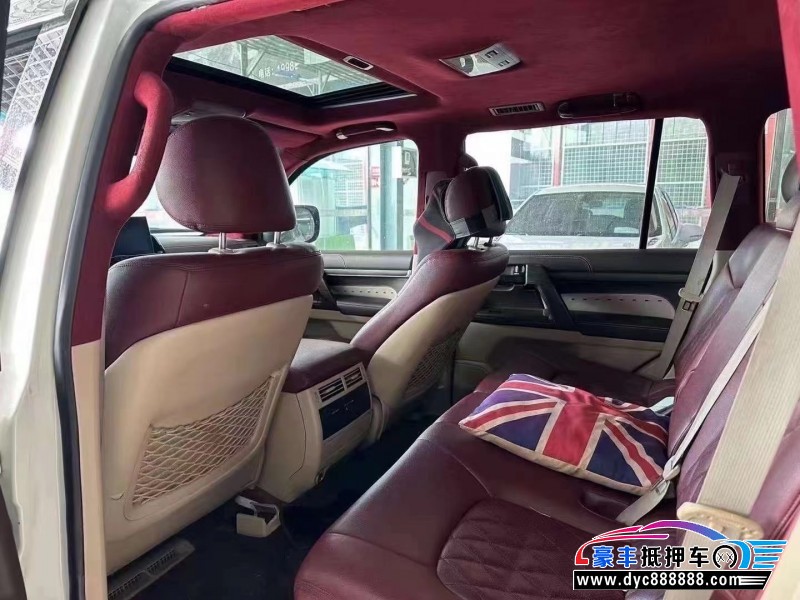 16年丰田兰德酷路泽（陆巡）轿车抵押车出售