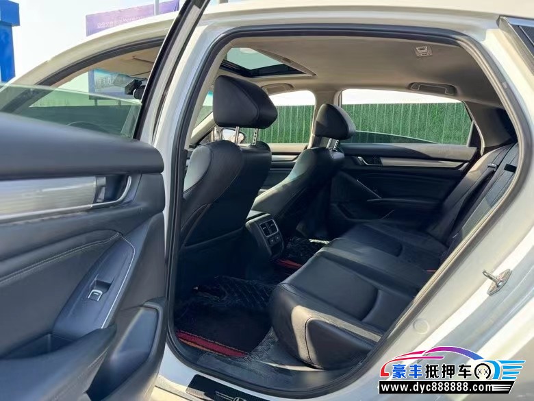 21年本田雅阁轿车抵押车出售