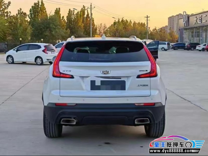 23年凯迪拉克XT4轿车抵押车出售