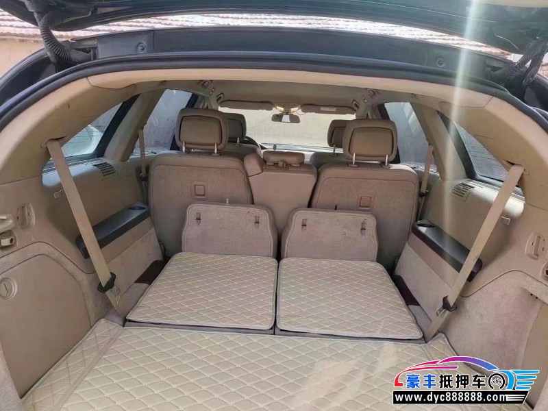 14年奔驰R轿车抵押车出售