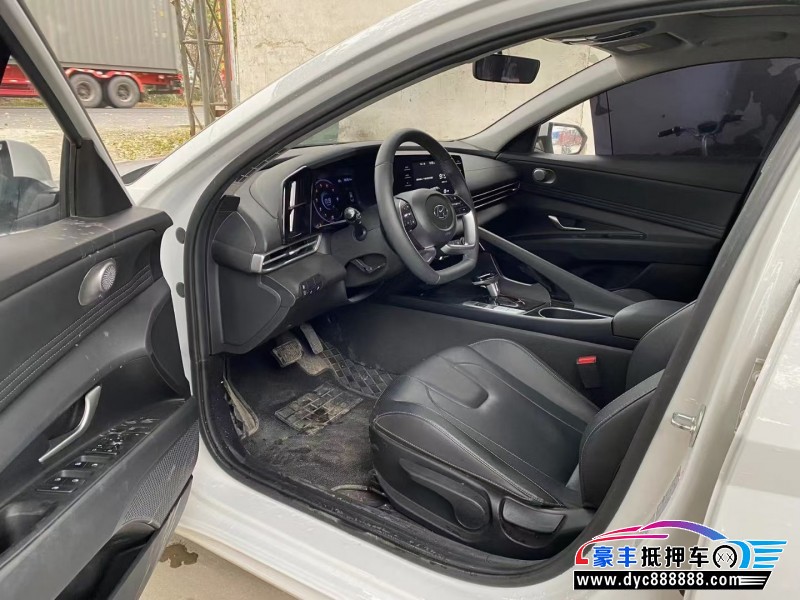 23年现代伊兰特轿车抵押车出售