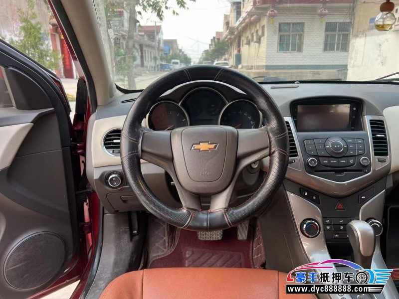 15年雪佛兰科鲁兹轿车抵押车出售