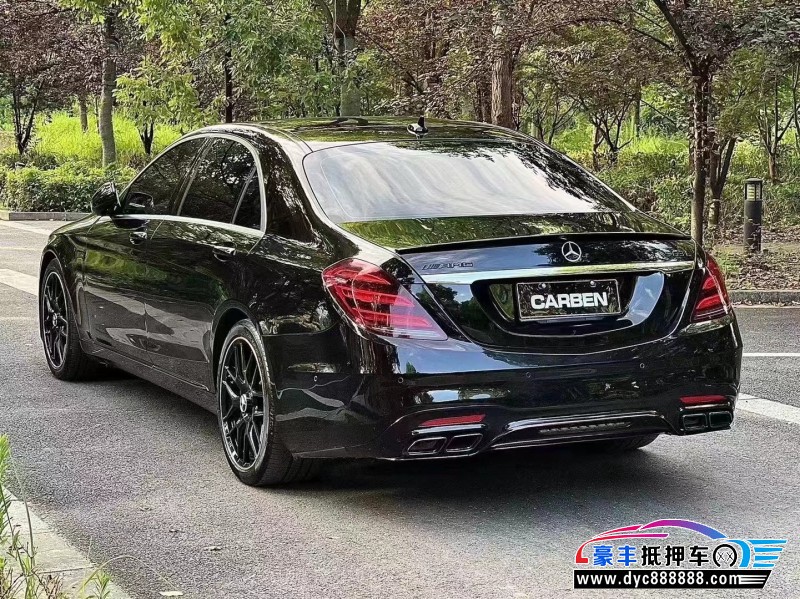 14年奔驰S轿车抵押车出售