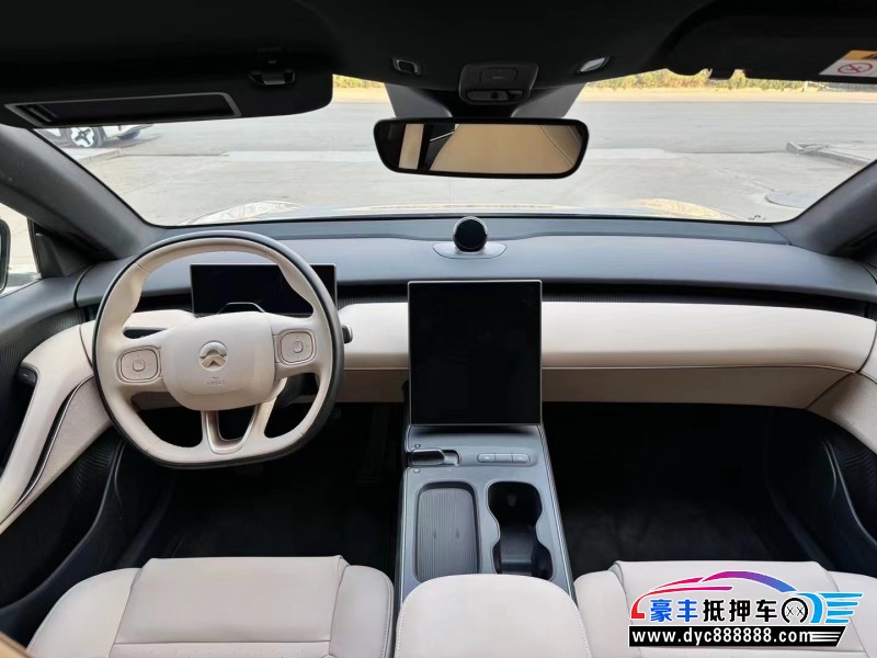 23年蔚来ET5轿车抵押车出售