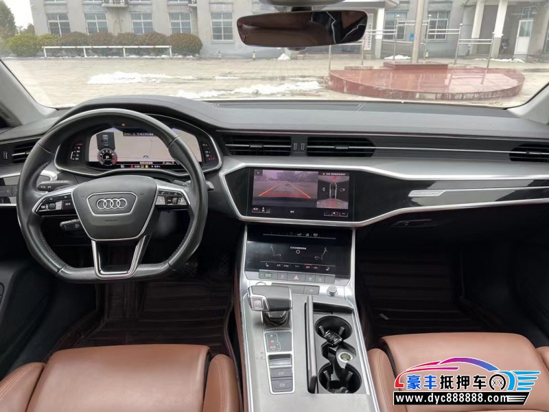 19年奥迪A7轿车抵押车出售