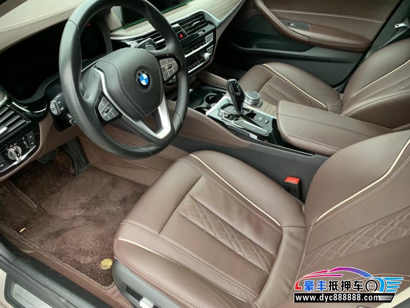 22年宝马5系轿车抵押车出售