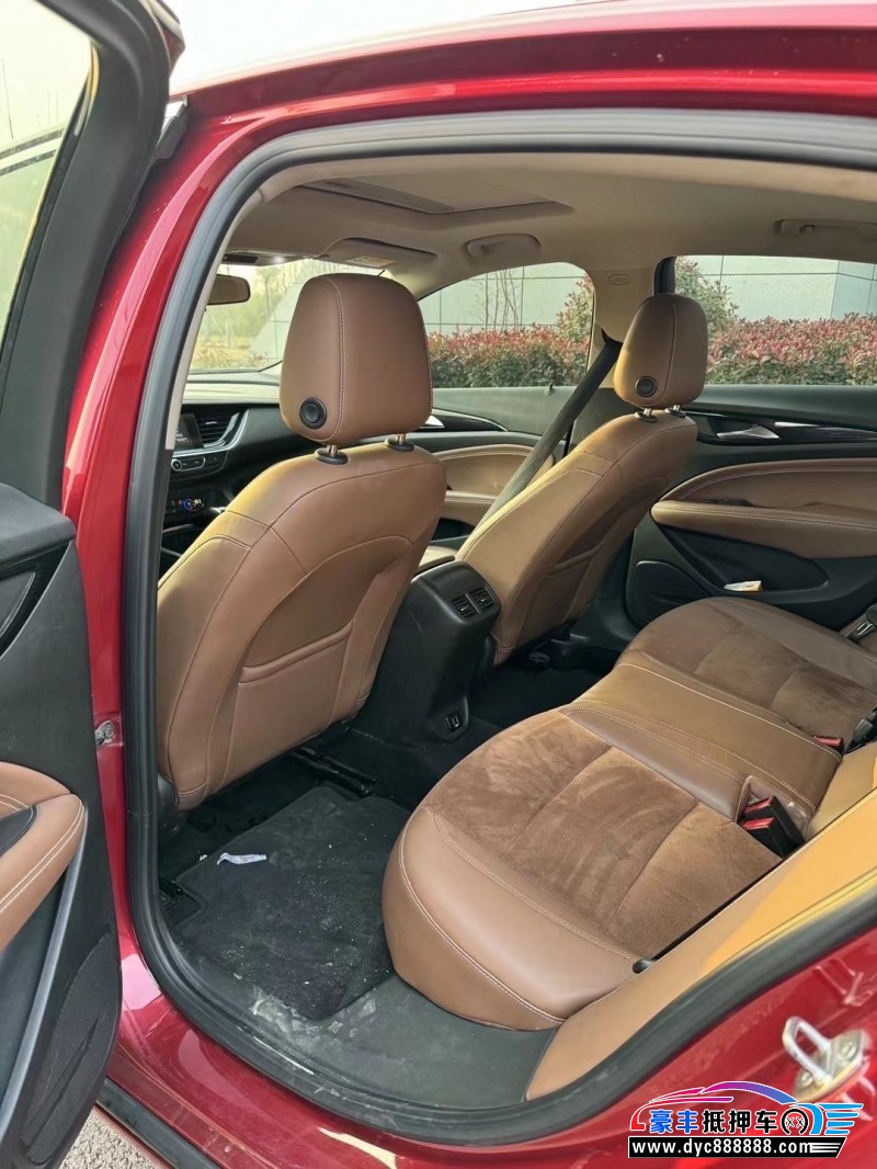 18年别克君威轿车抵押车出售