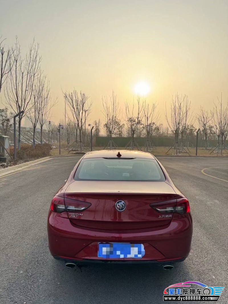 18年别克君威轿车抵押车出售