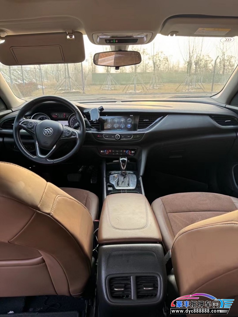 18年别克君威轿车抵押车出售