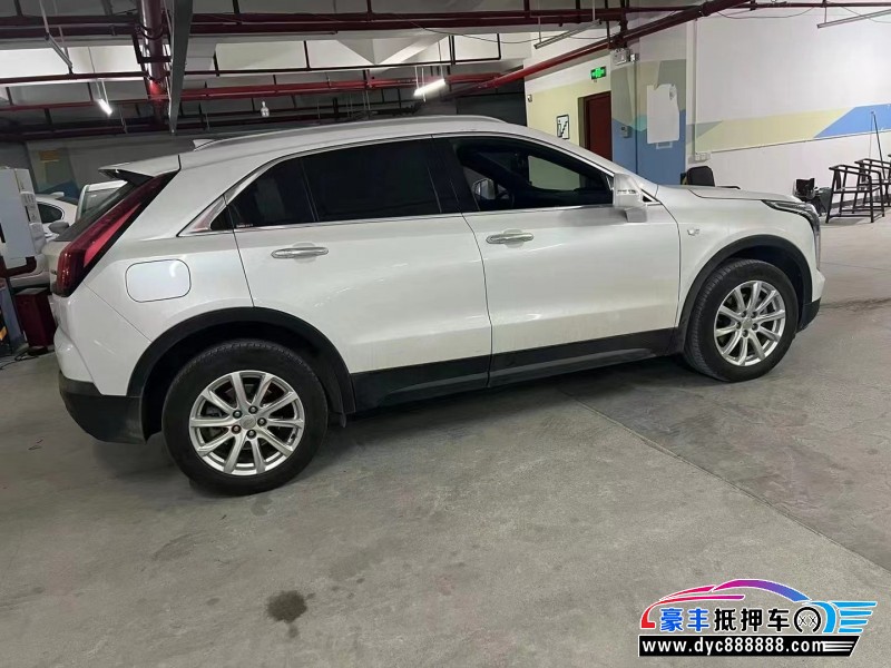 20年凯迪拉克XT4轿车抵押车出售