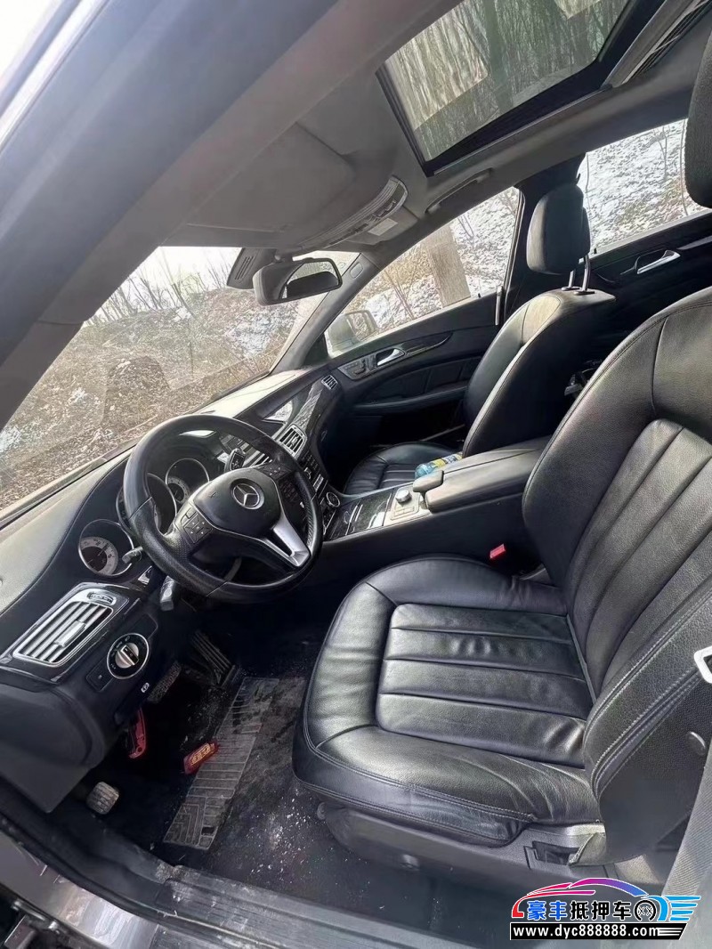 12年奔驰CLS轿车抵押车出售