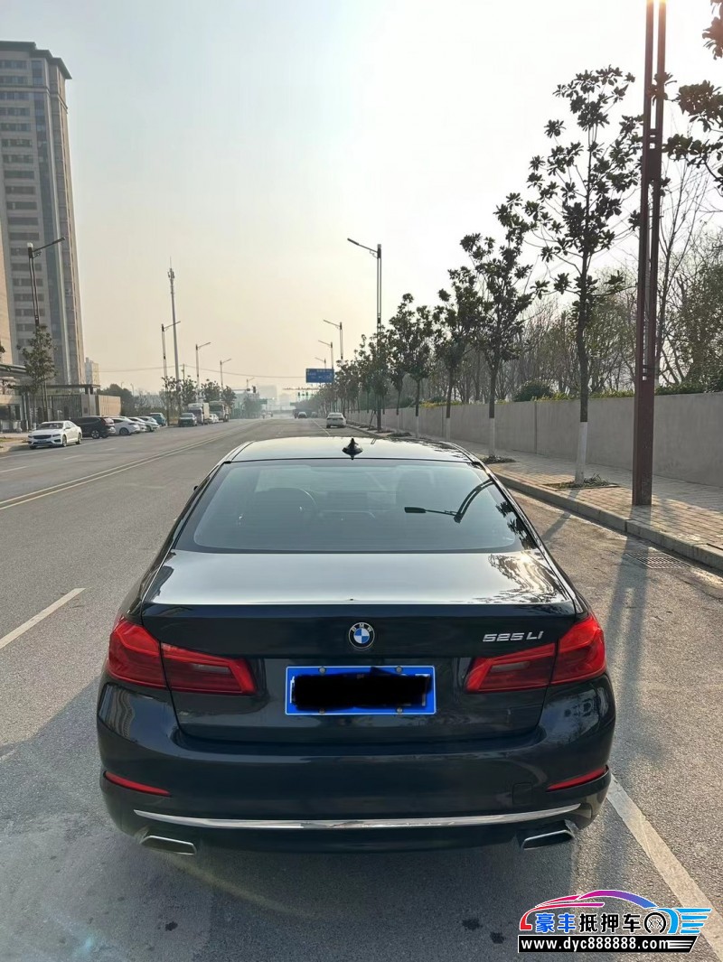 20年宝马5系轿车抵押车出售