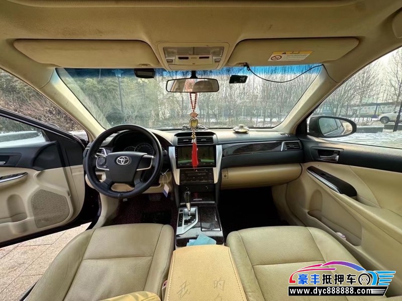 16年丰田凯美瑞轿车抵押车出售