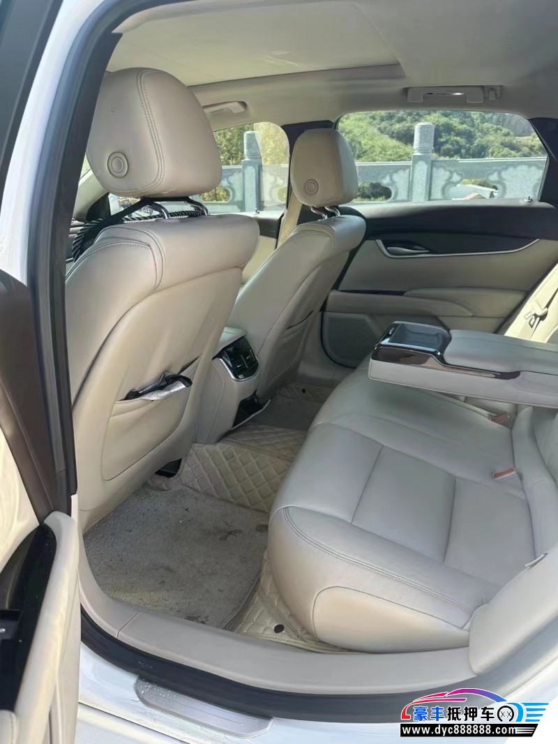 16年凯迪拉克XTS轿车抵押车出售