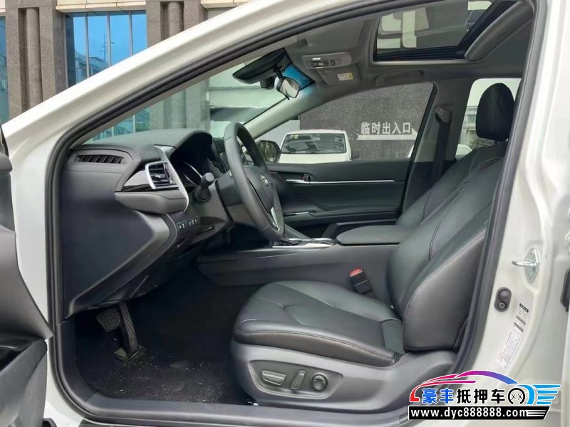 23年丰田凯美瑞轿车抵押车出售