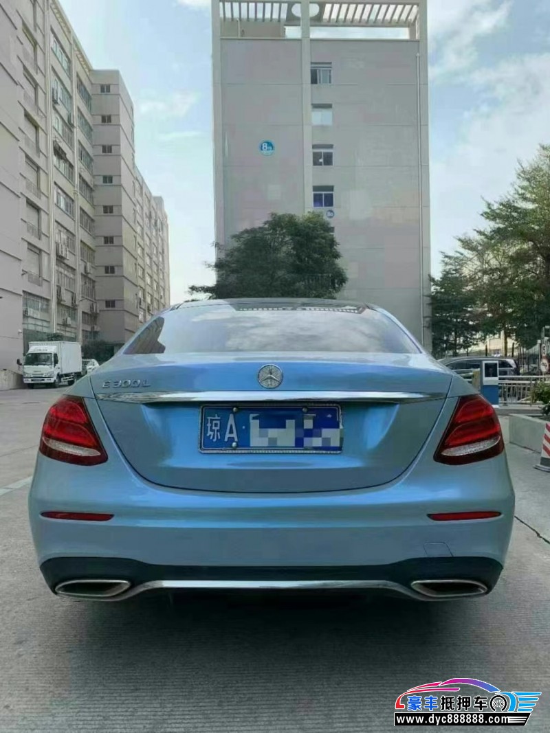 18年奔驰E轿车抵押车出售