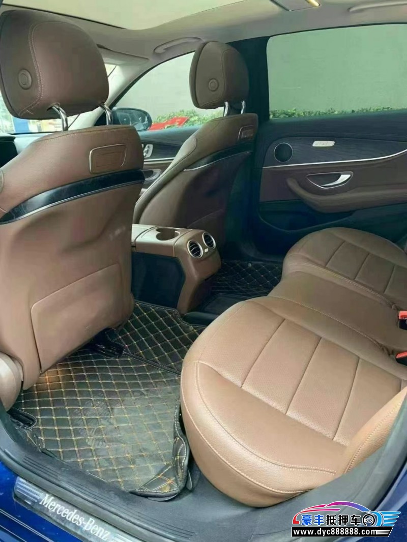 18年奔驰E轿车抵押车出售