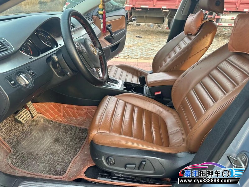 11年大众CC轿车抵押车出售