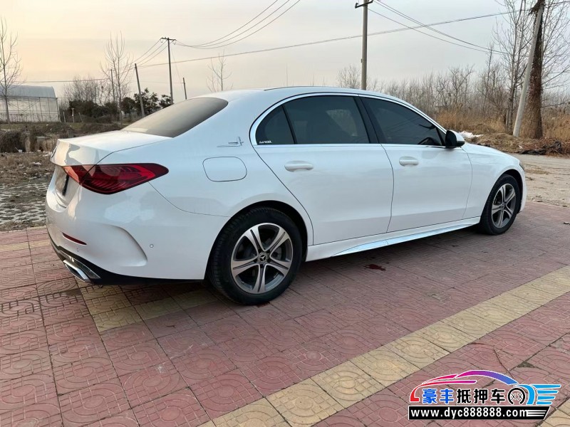 22年奔驰C轿车抵押车出售