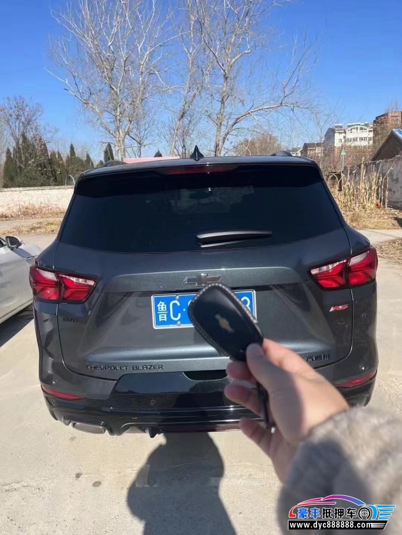 21年雪佛兰开拓者轿车抵押车出售