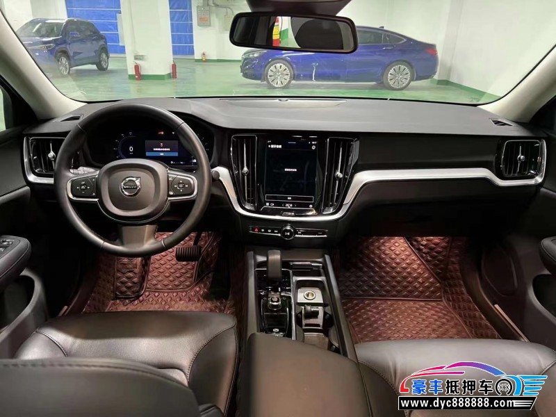 23年沃尔沃S60轿车抵押车出售