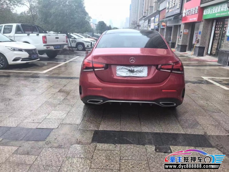 20年奔驰A轿车抵押车出售