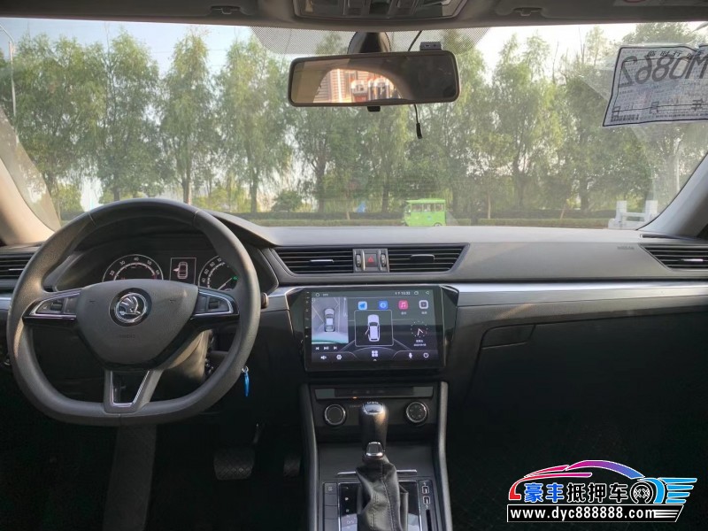 21年斯柯达速派轿车抵押车出售