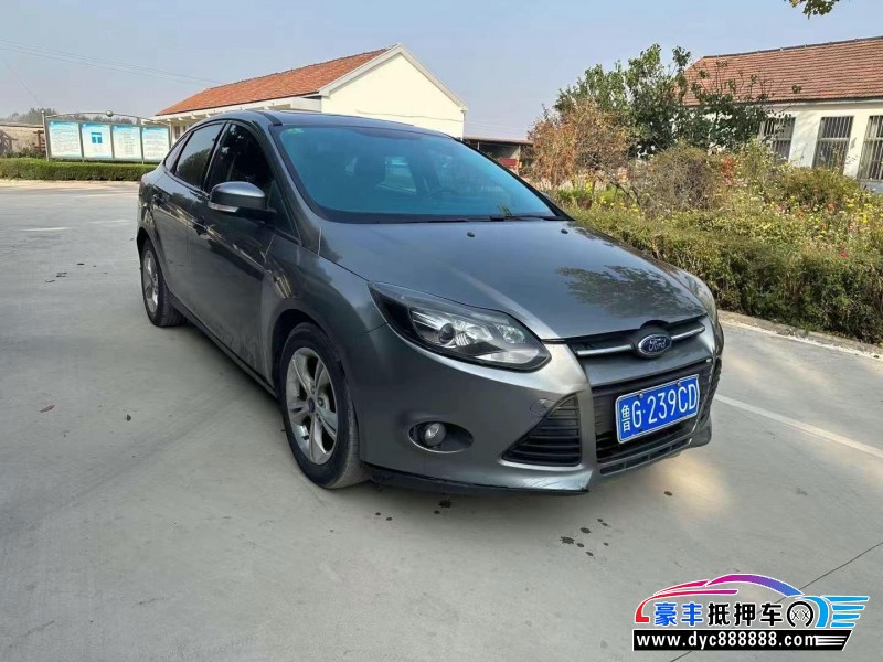 13年福特福克斯轿车抵押车出售