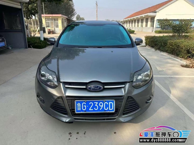 13年福特福克斯轿车抵押车出售