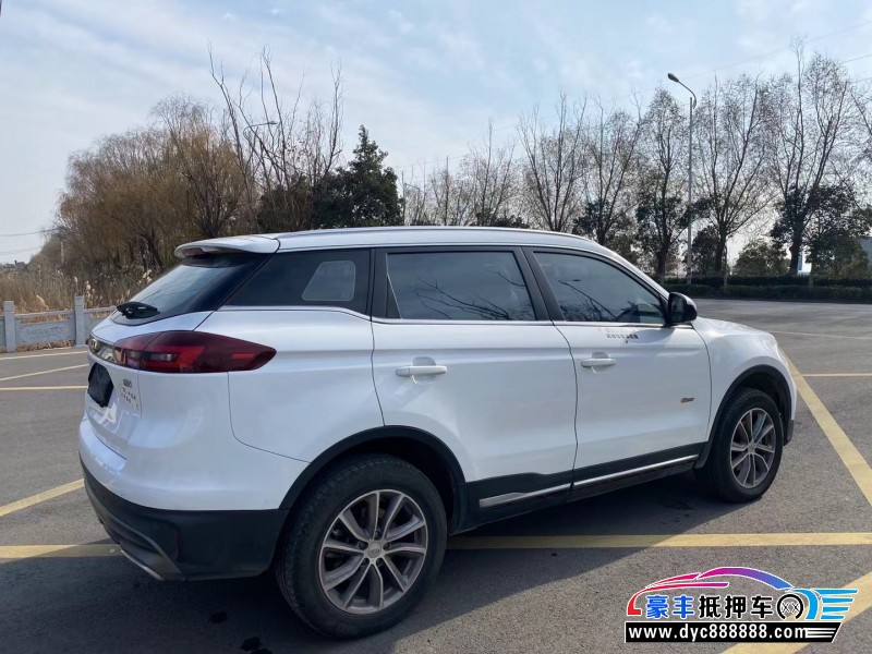 17年吉利博越轿车抵押车出售