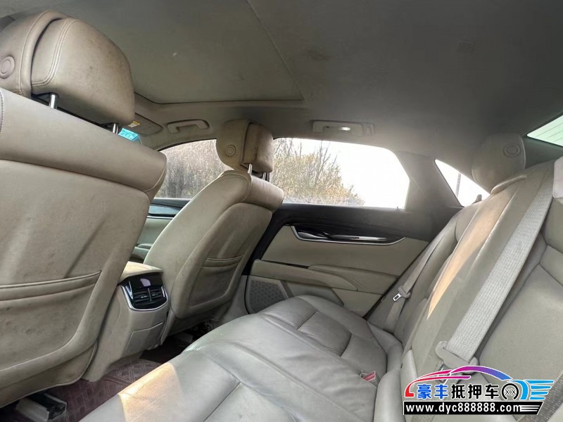 14年凯迪拉克XT4轿车抵押车出售