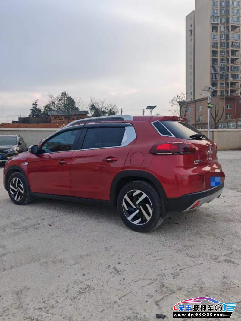 16年雪铁龙C3轿车抵押车出售