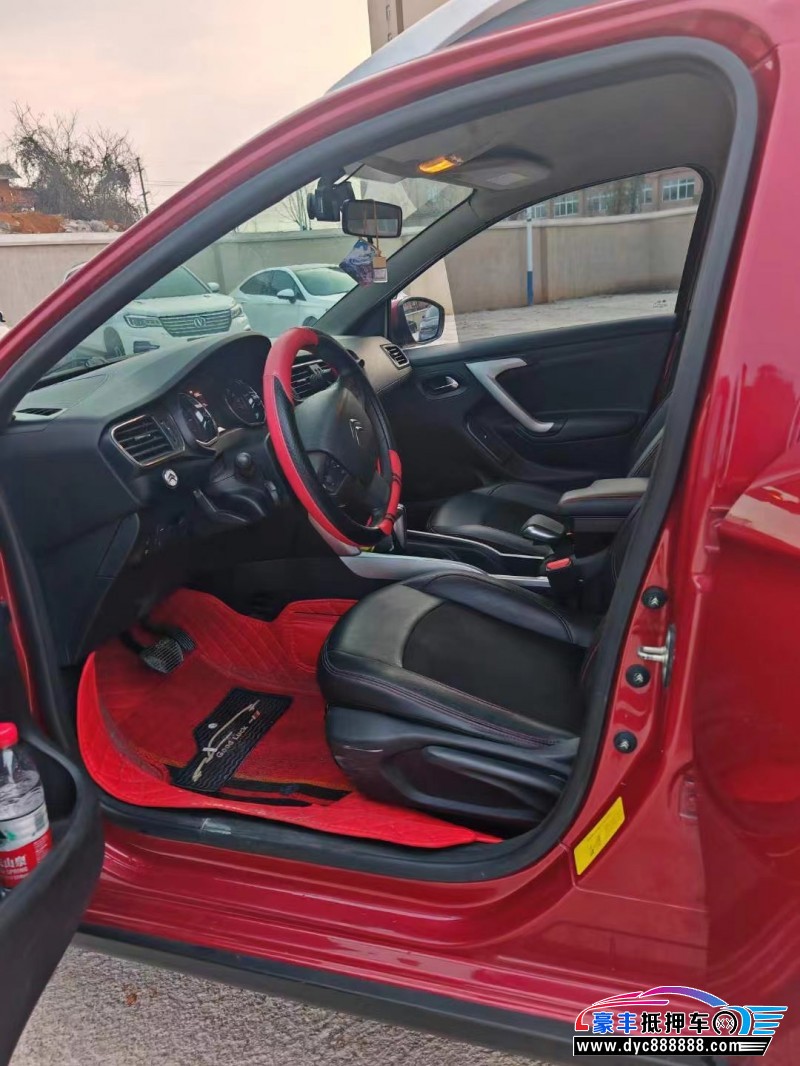 16年雪铁龙C3轿车抵押车出售