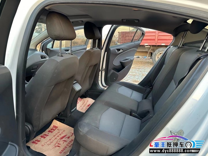 18年雪佛兰科鲁兹轿车抵押车出售