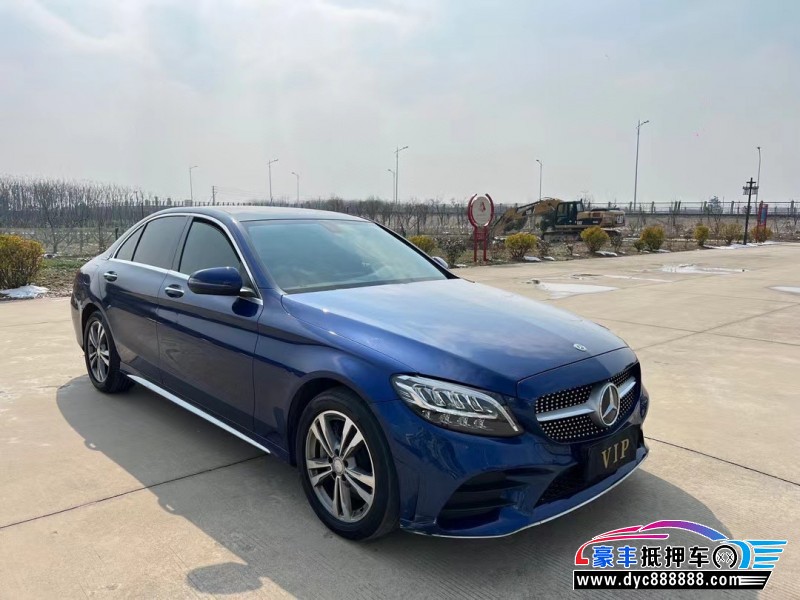 21年奔驰C轿车抵押车出售
