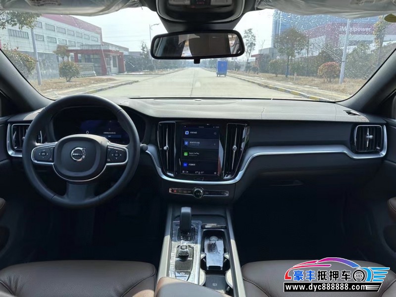 23年沃尔沃S60轿车抵押车出售