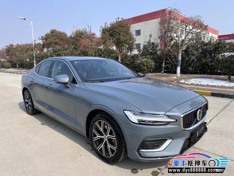 23年沃尔沃S60轿车抵押车出售
