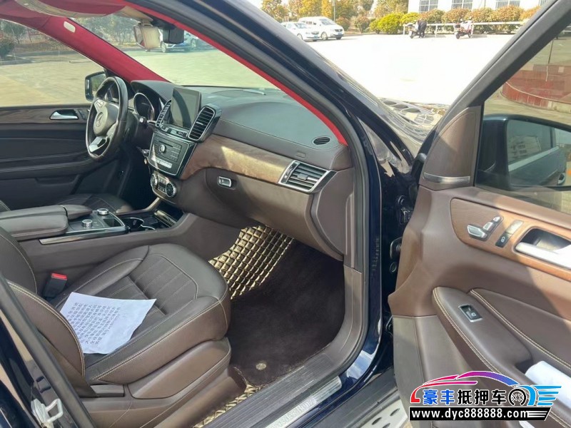 18年奔驰GLE轿车抵押车出售