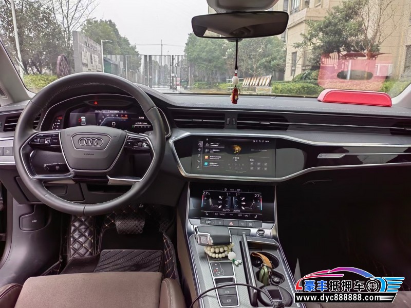 22年奥迪A7轿车抵押车出售