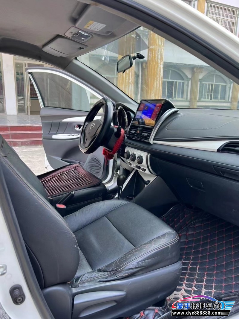 16年丰田威驰轿车抵押车出售